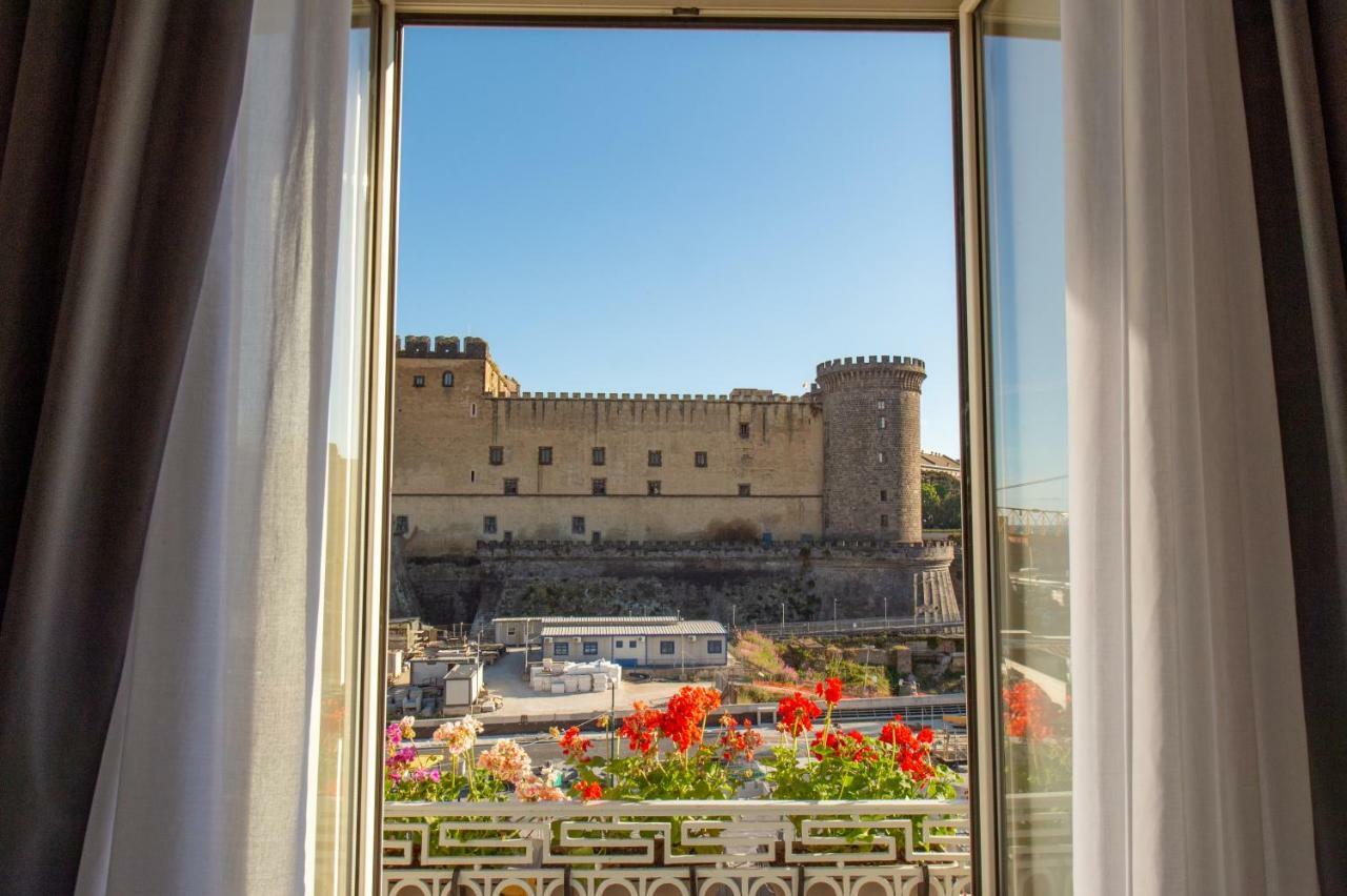 Bed and Breakfast Main - Municipio Napoli Esterno foto