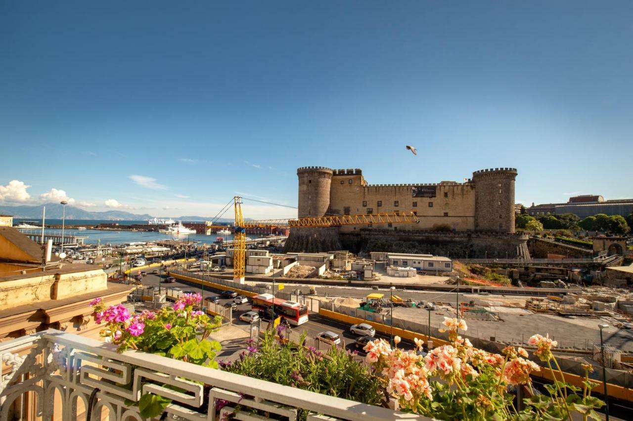 Bed and Breakfast Main - Municipio Napoli Esterno foto